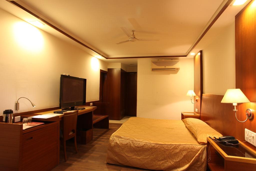 Hotel Jammu Ashok Oda fotoğraf